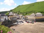 512px-Port_Isaac_2
